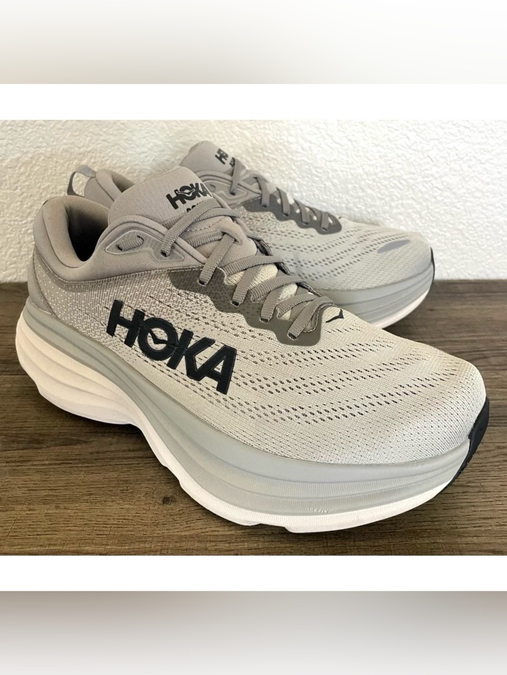 Hoka One One Bondi 8 Mens Sz US 10 4E Wide Shark Gray Running Shoes 1127955-SHMS